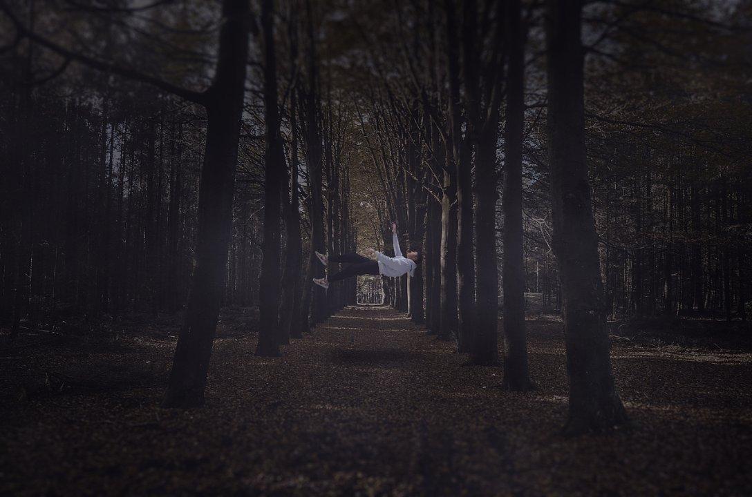 逃出灰绿房